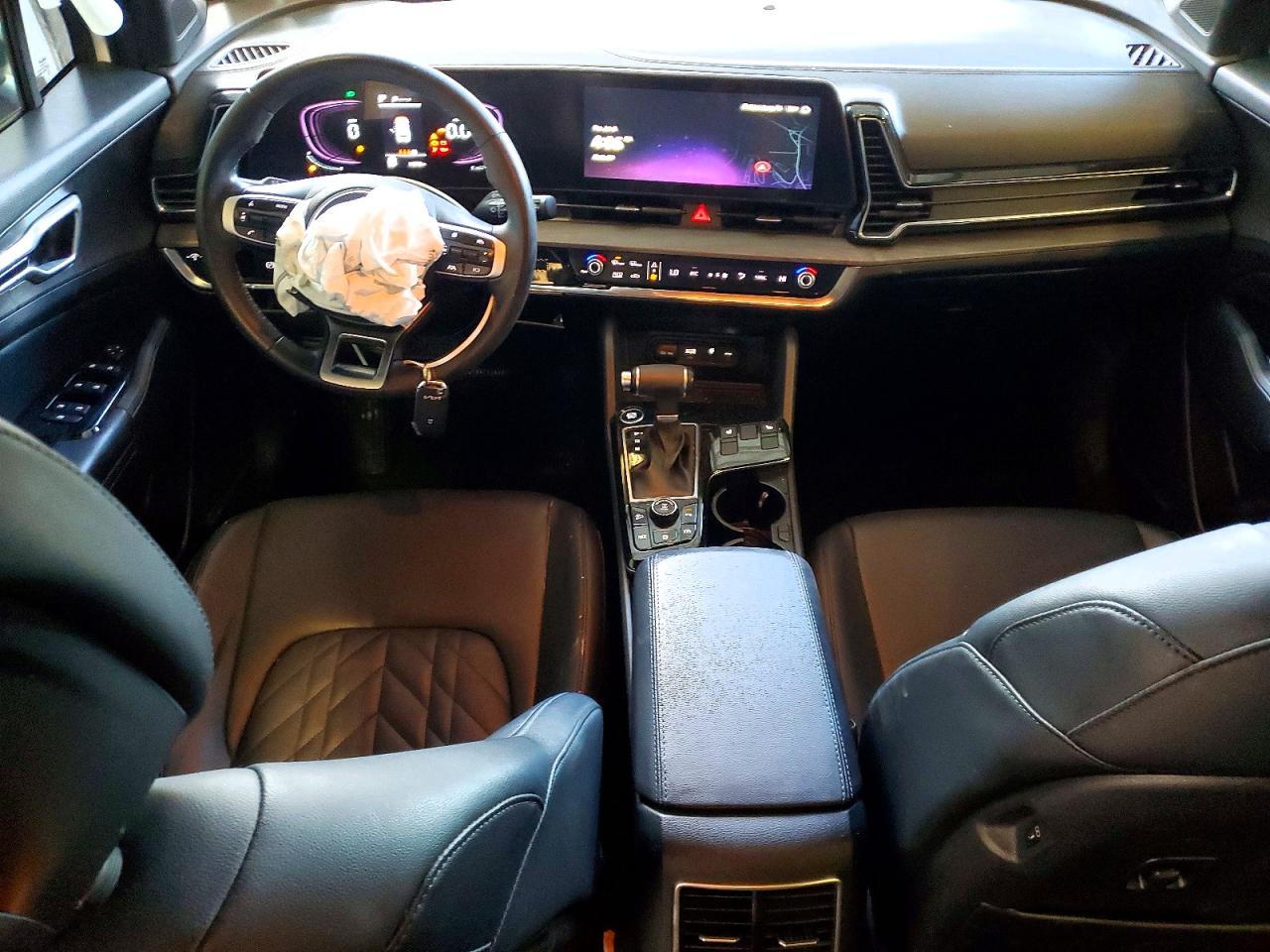 2023 KIA SPORTAGE X LINE photo 8
