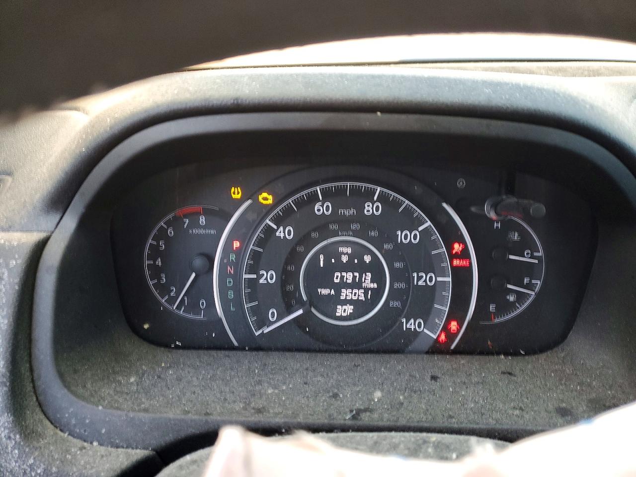 2016 HONDA CR-V LX photo 9