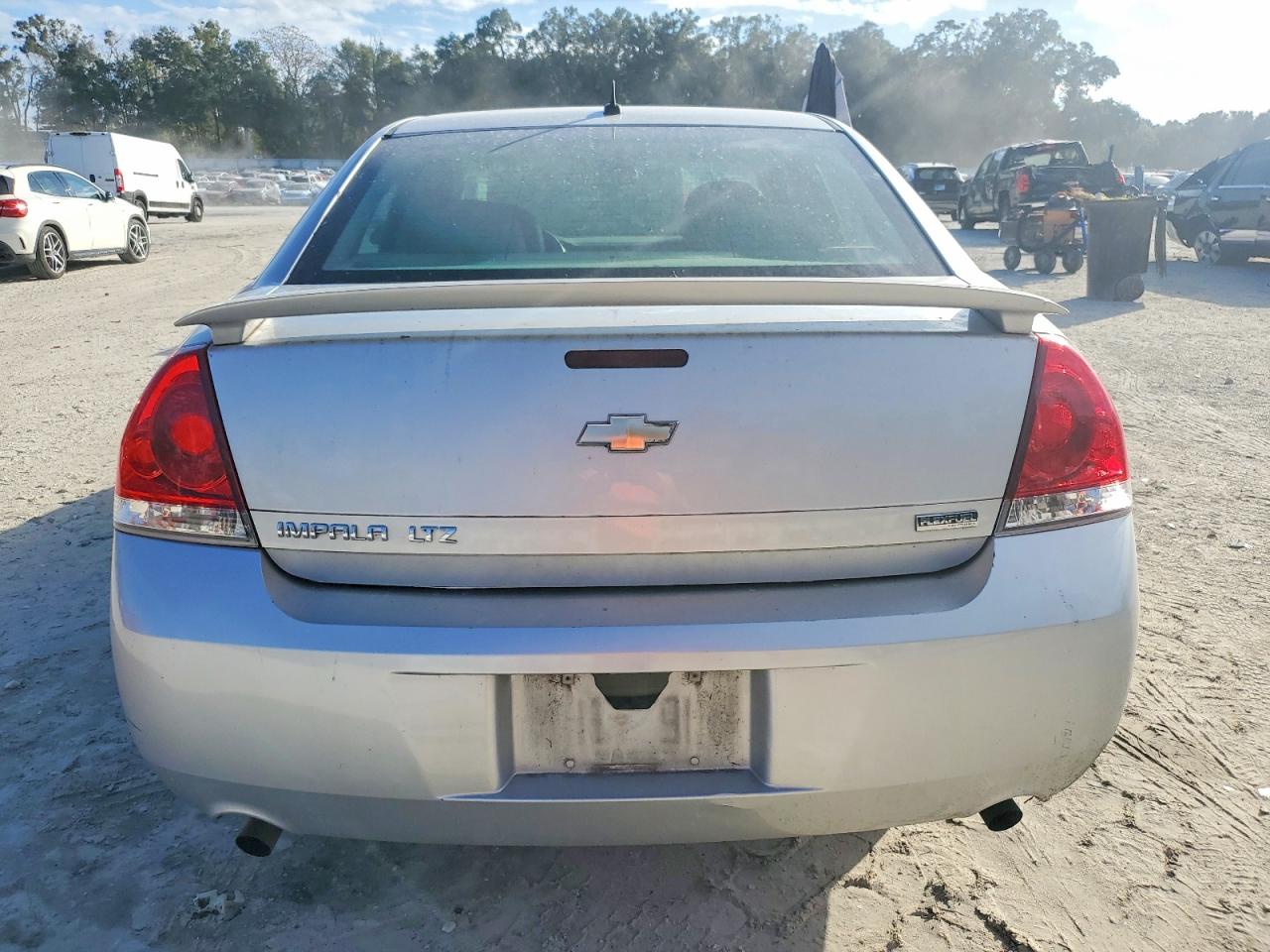 2012 CHEVROLET IMPALA LTZ photo 6