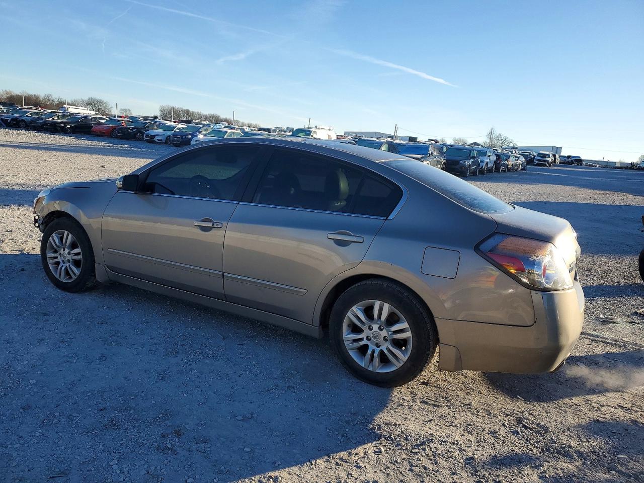 2012 NISSAN ALTIMA BASE photo 2