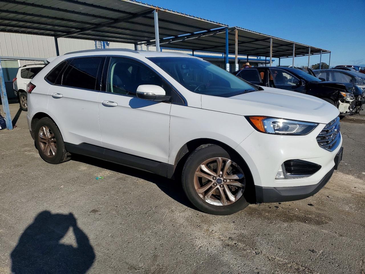 2019 FORD EDGE SEL photo 4