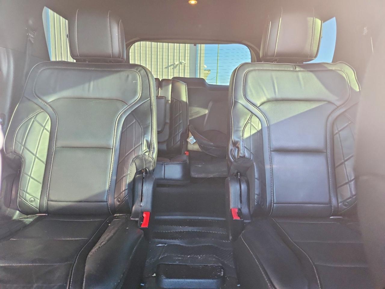2016 FORD EXPLORER PLATINUM photo 10