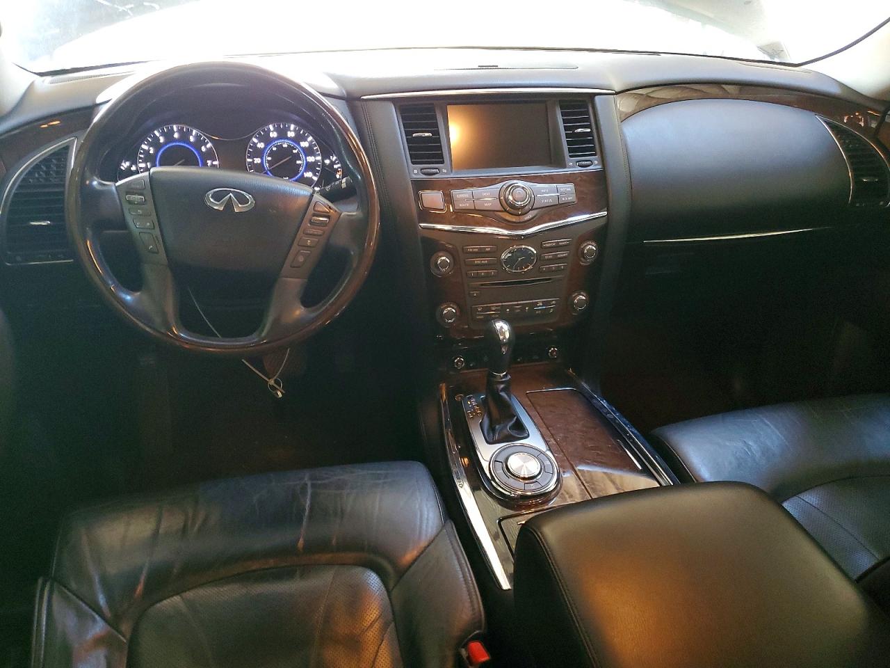 2013 INFINITI QX56 photo 8