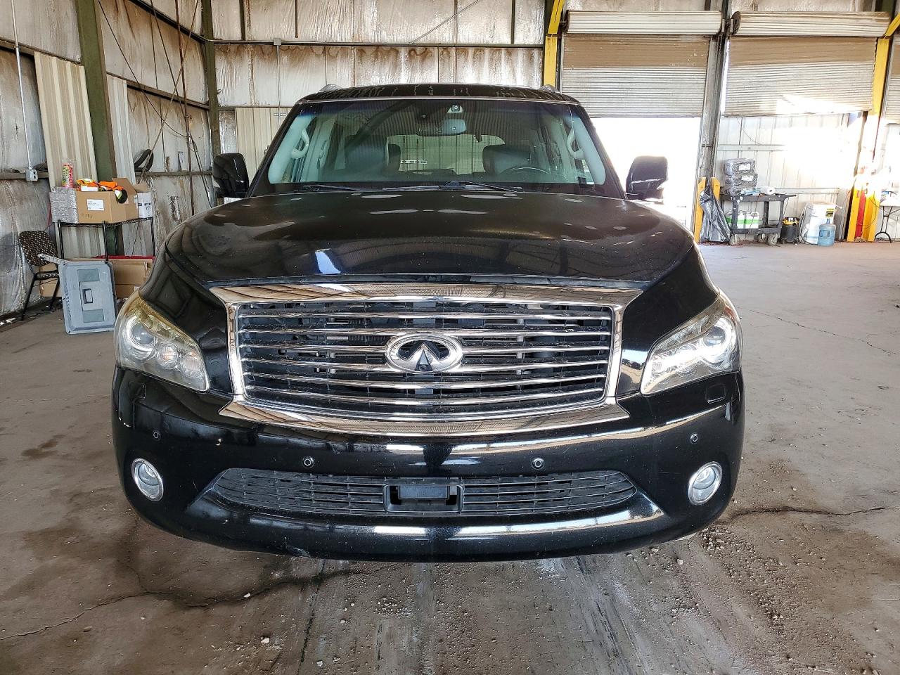 2013 INFINITI QX56 photo 5