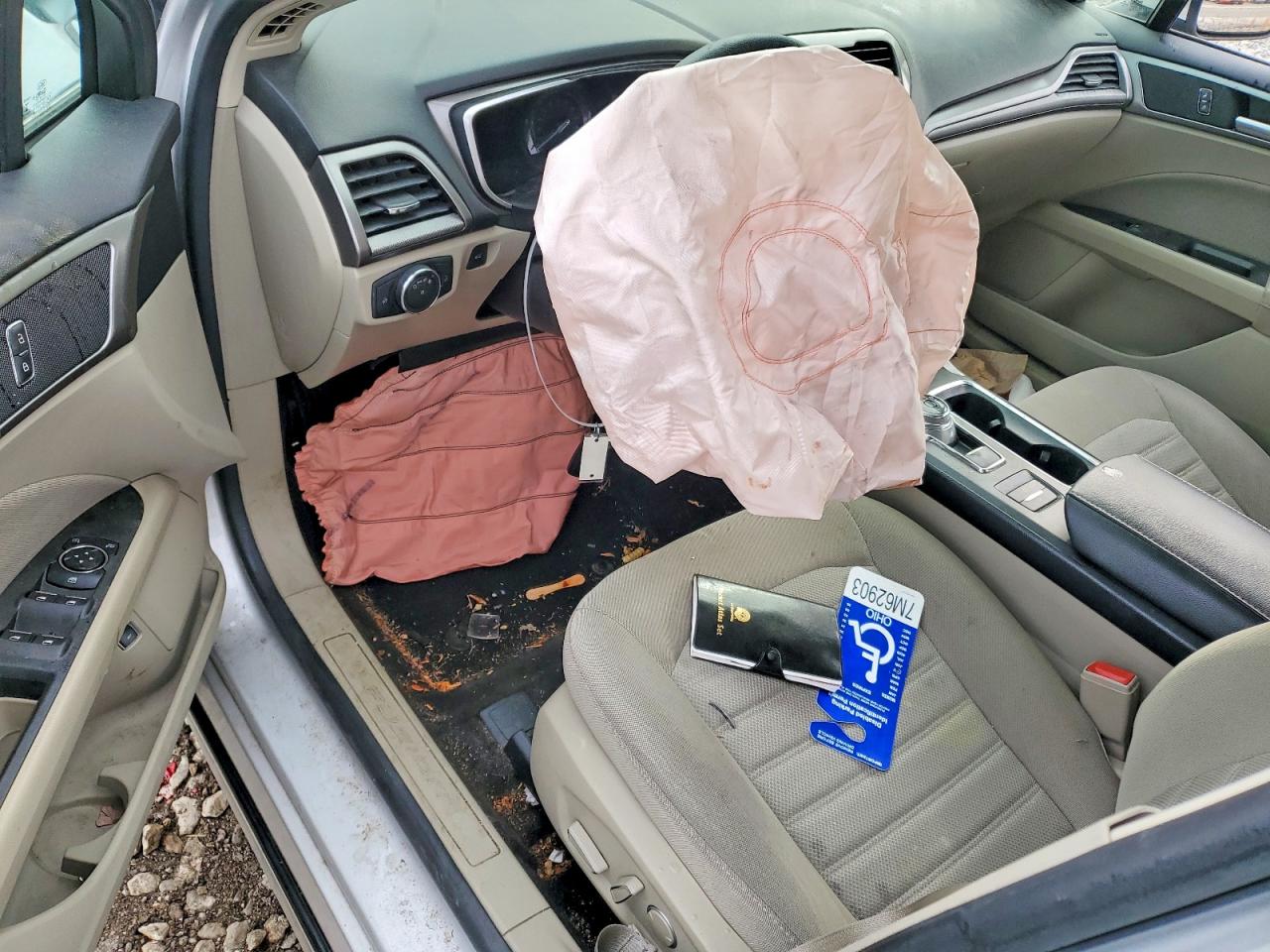 2019 FORD FUSION SE photo 8