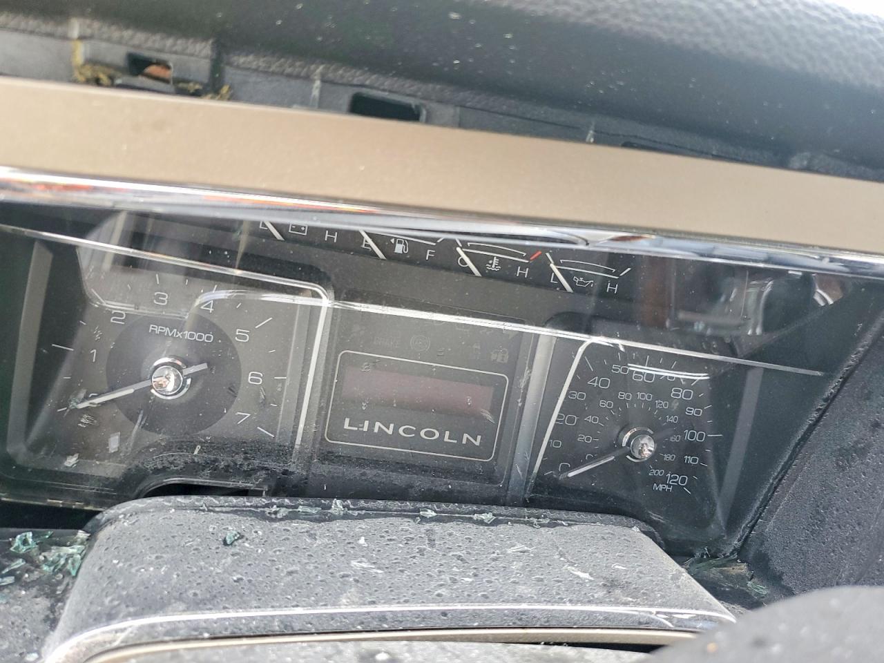 2014 LINCOLN NAVIGATOR photo 9