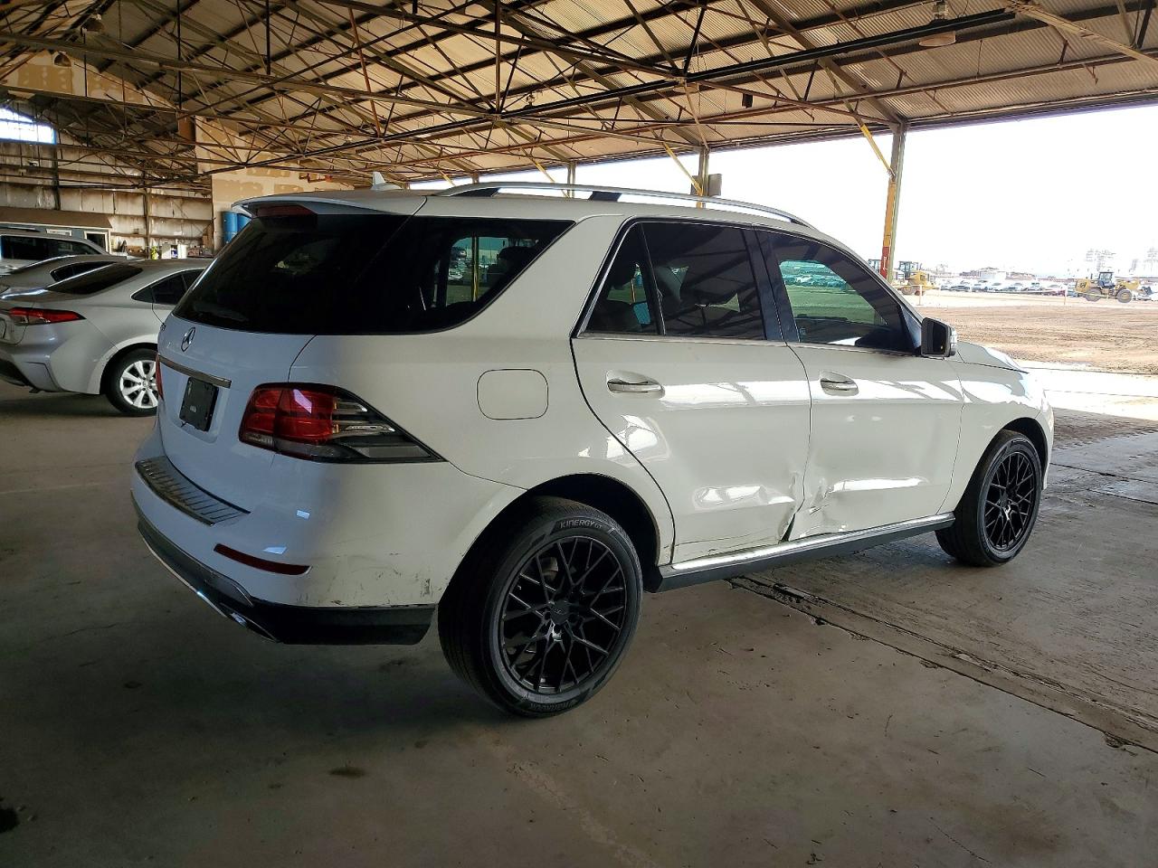 2017 MERCEDES-BENZ GLE 350 photo 3