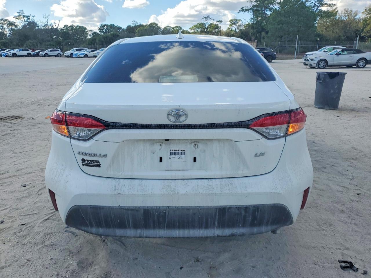 2024 TOYOTA COROLLA LE photo 6