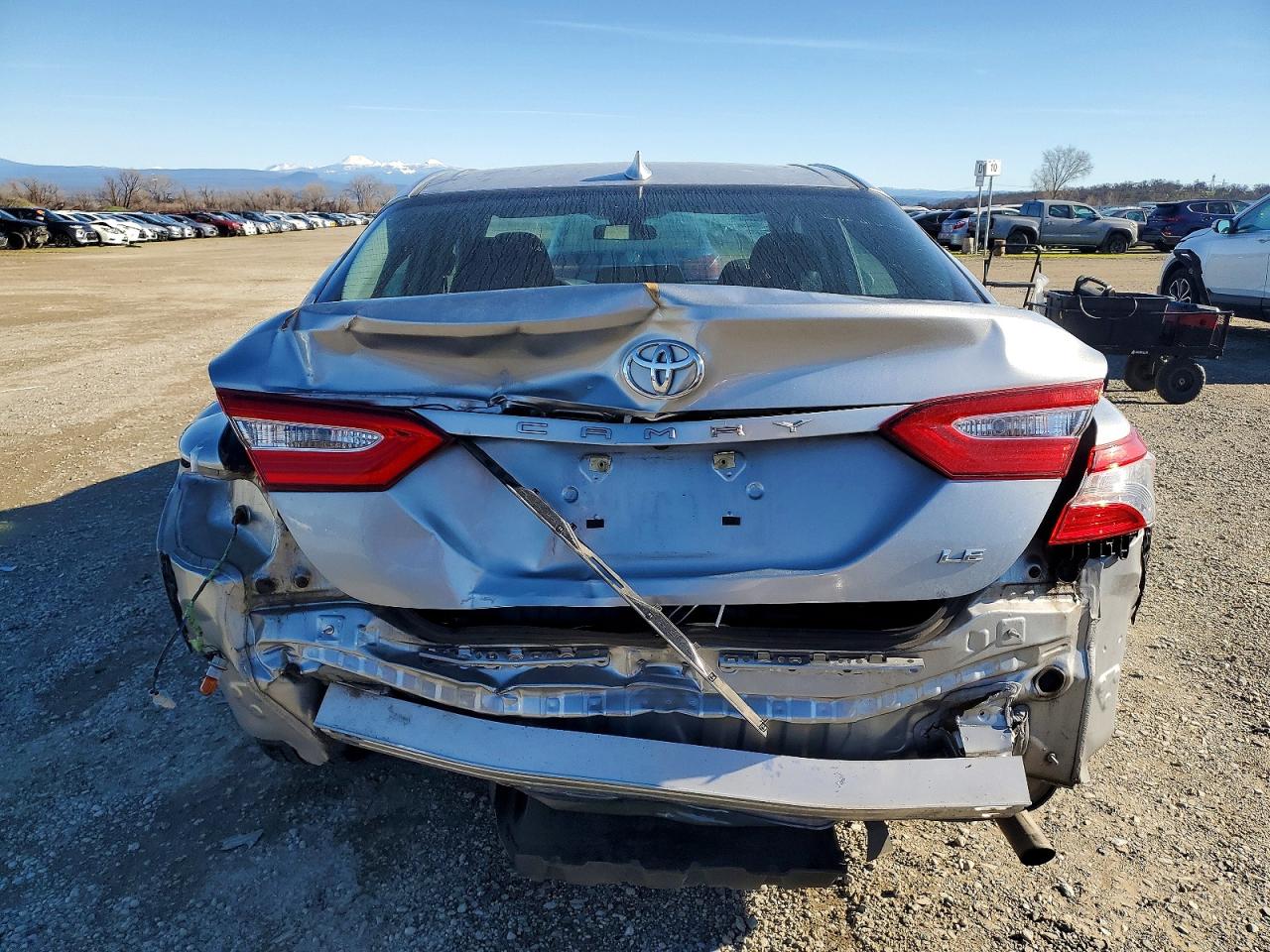 2020 TOYOTA CAMRY LE photo 6