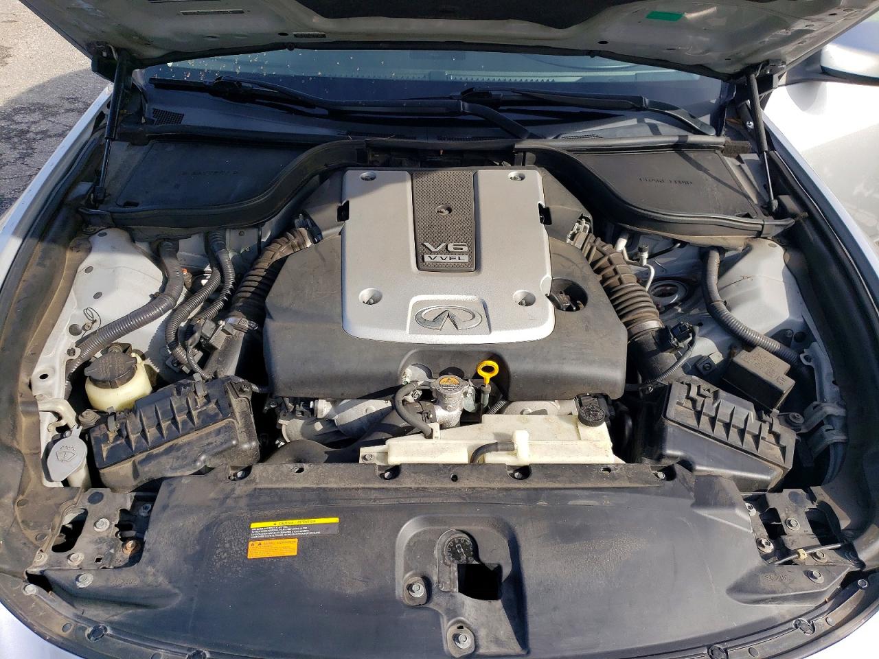 2011 INFINITI G37 BASE photo 11
