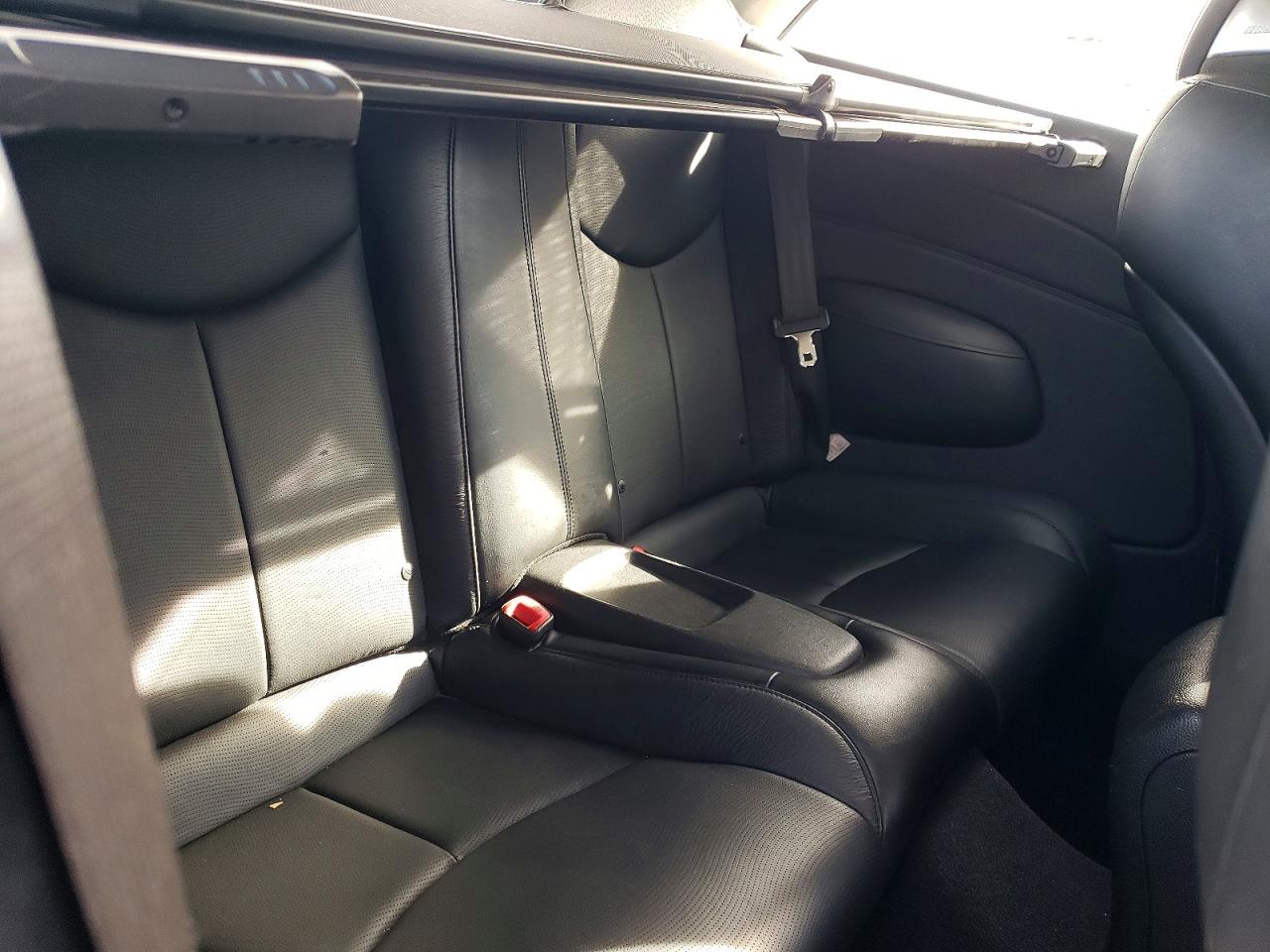 2011 INFINITI G37 BASE photo 10
