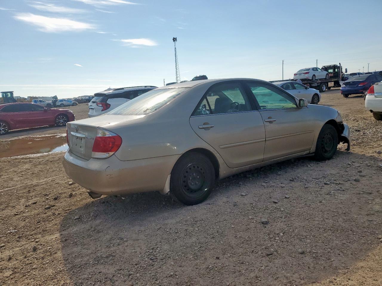 2006 TOYOTA CAMRY LE photo 3