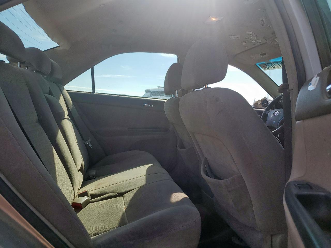 2006 TOYOTA CAMRY LE photo 10