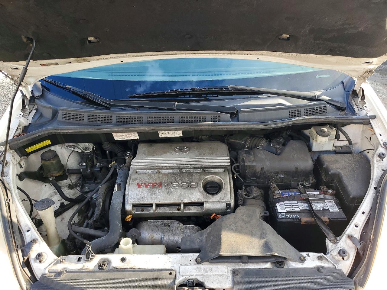 2004 TOYOTA SIENNA CE photo 23