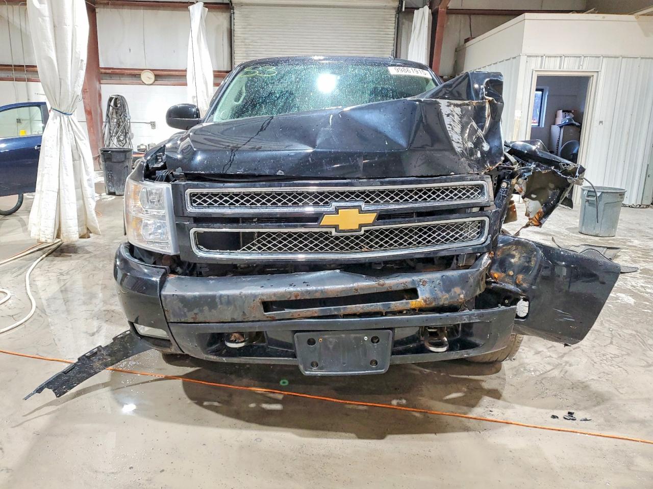 2013 CHEVROLET SILVERADO K1500 LT photo 5