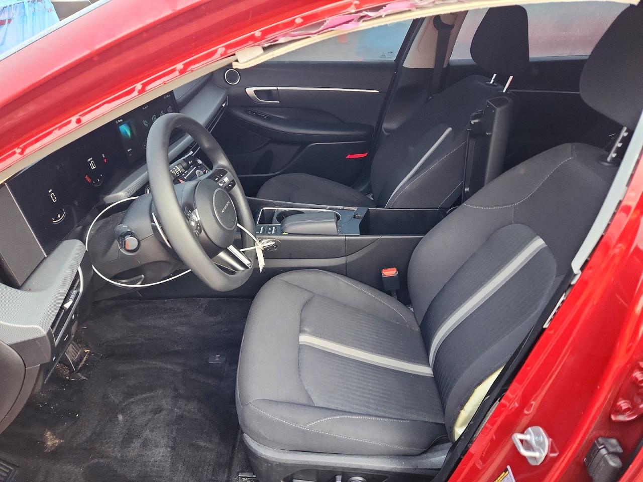 2024 HYUNDAI SONATA SEL photo 19