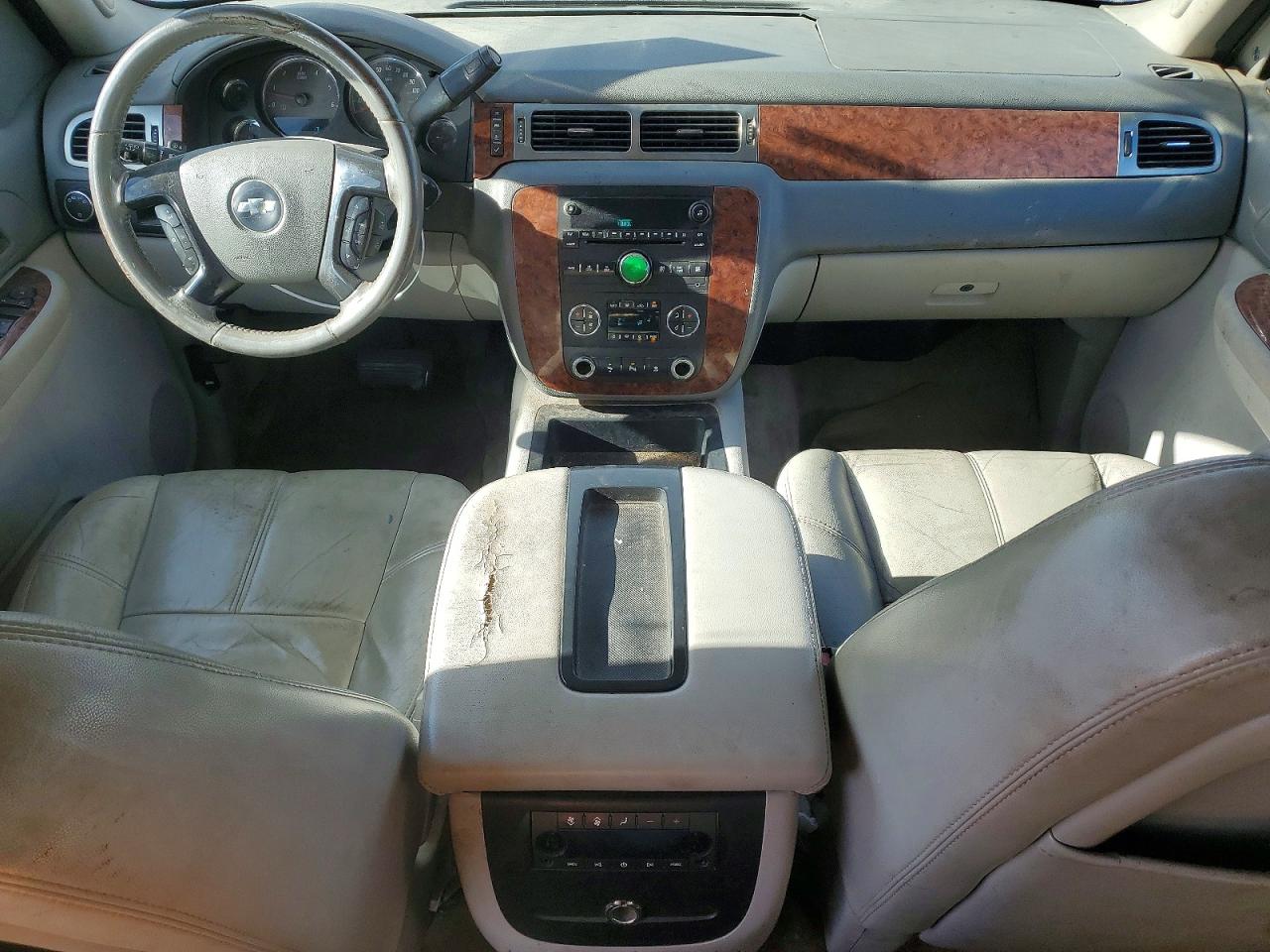 2007 CHEVROLET SUBURBAN C1500 photo 8
