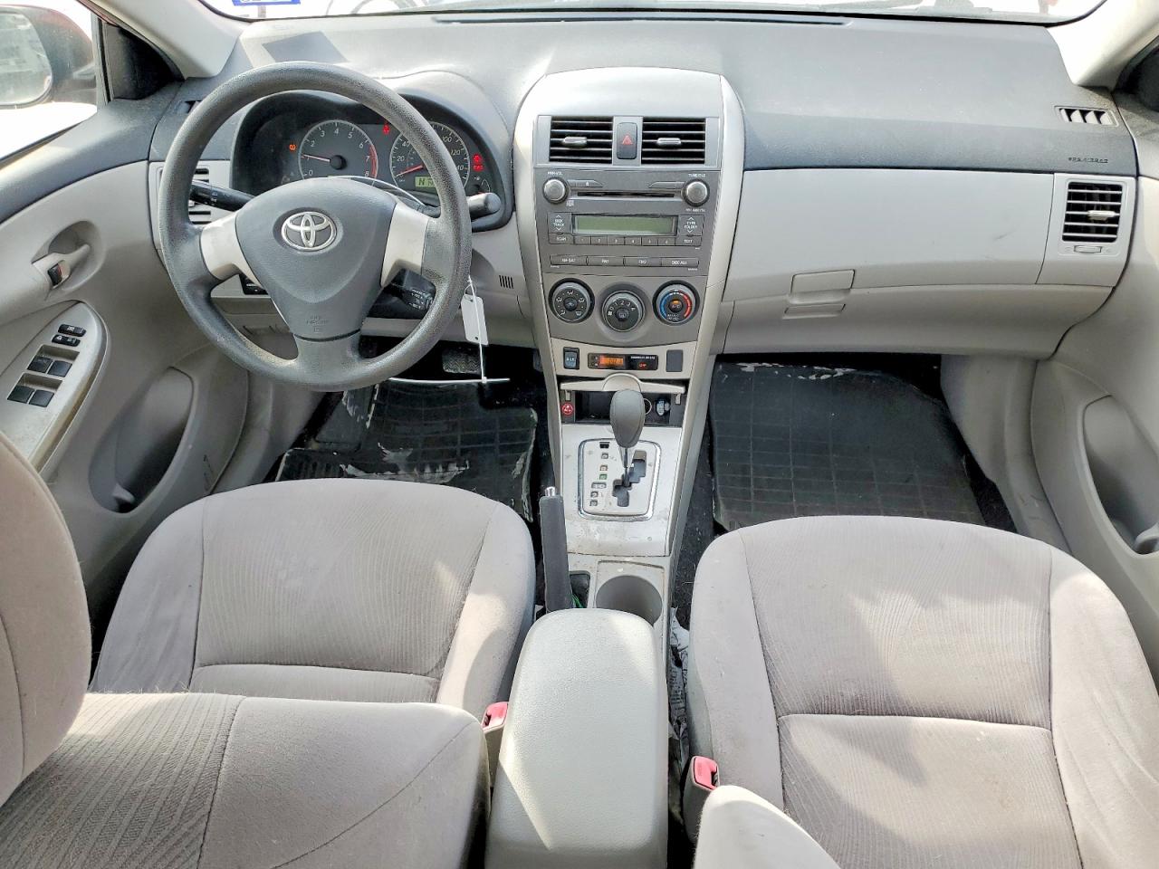 2011 TOYOTA COROLLA BASE photo 8
