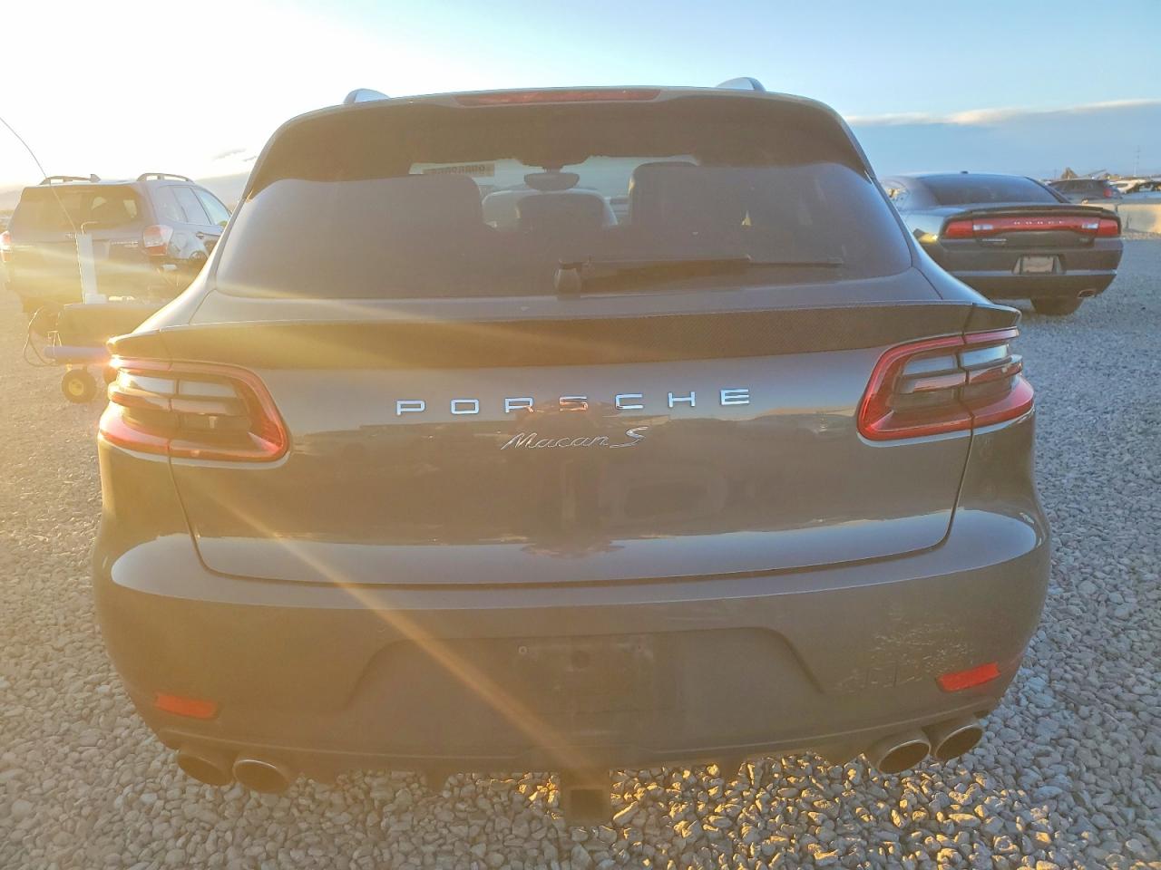 2016 PORSCHE MACAN S photo 6