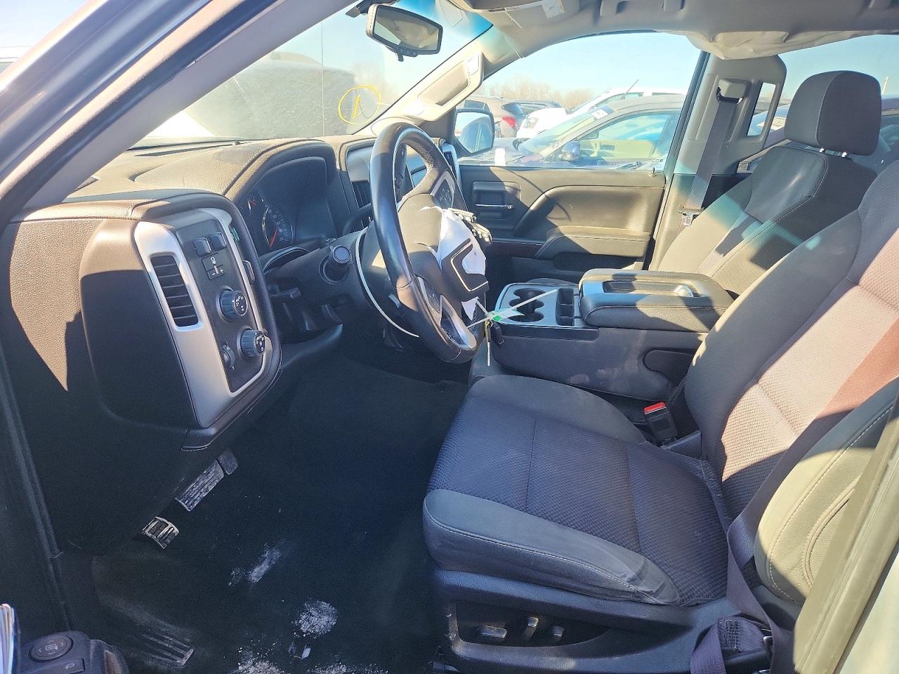 2017 GMC SIERRA K1500 SLE photo 7