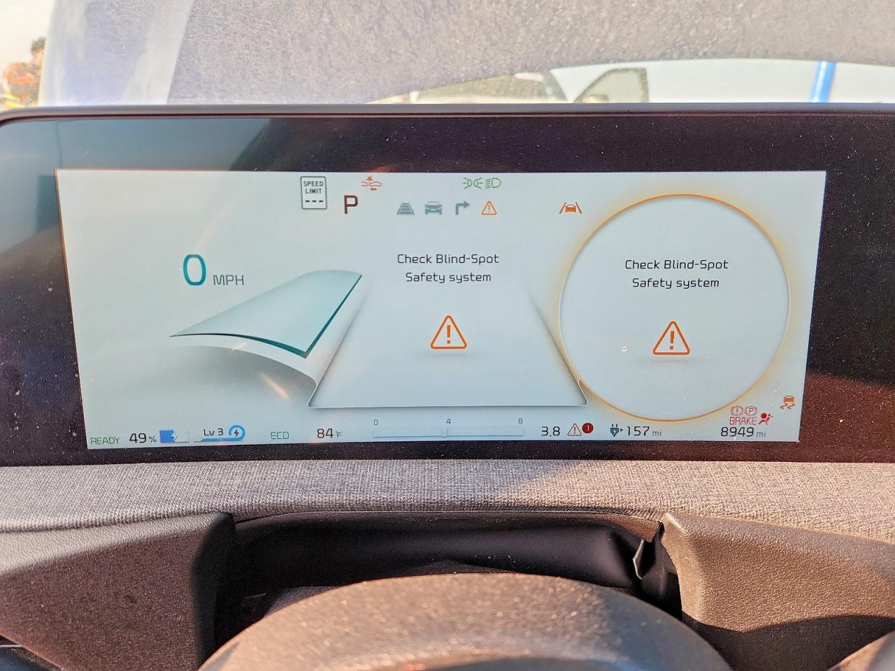 2024 KIA EV6 WIND photo 9