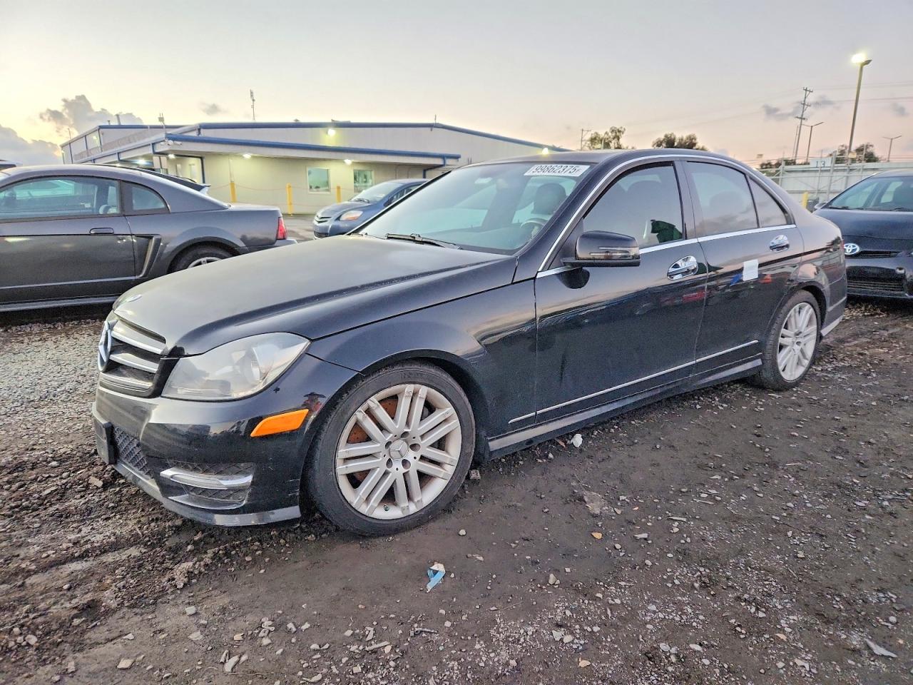 2013 MERCEDES-BENZ C