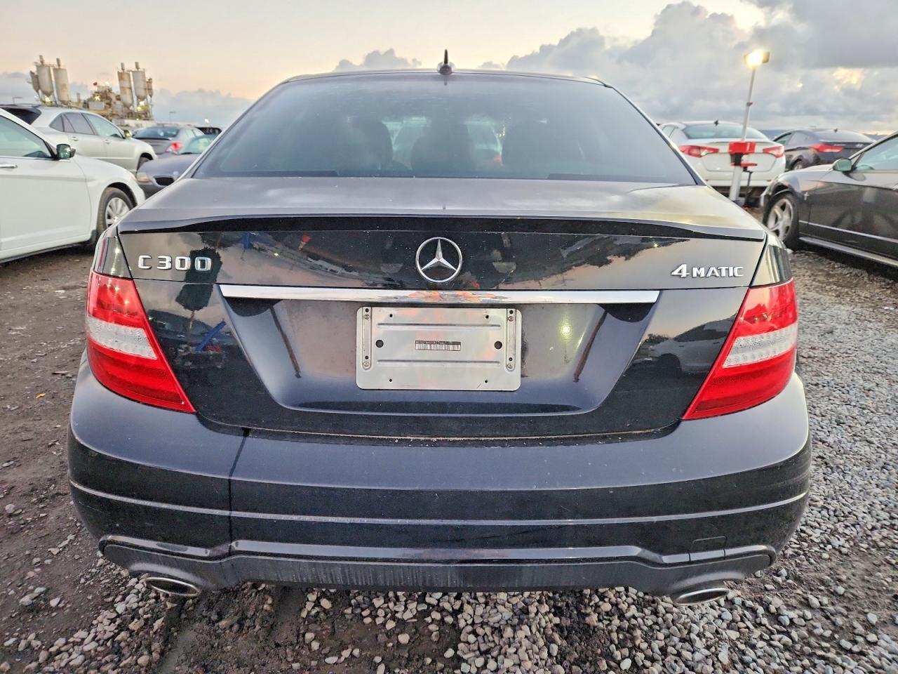 2013 MERCEDES-BENZ C 300 4MATIC photo 6