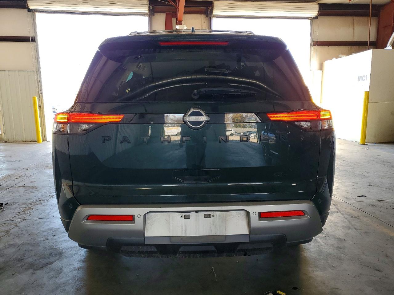 2023 NISSAN PATHFINDER SL photo 6