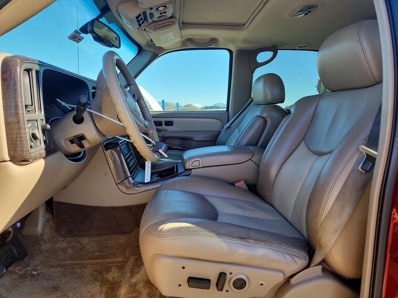 2003 GMC YUKON DENALI photo 7