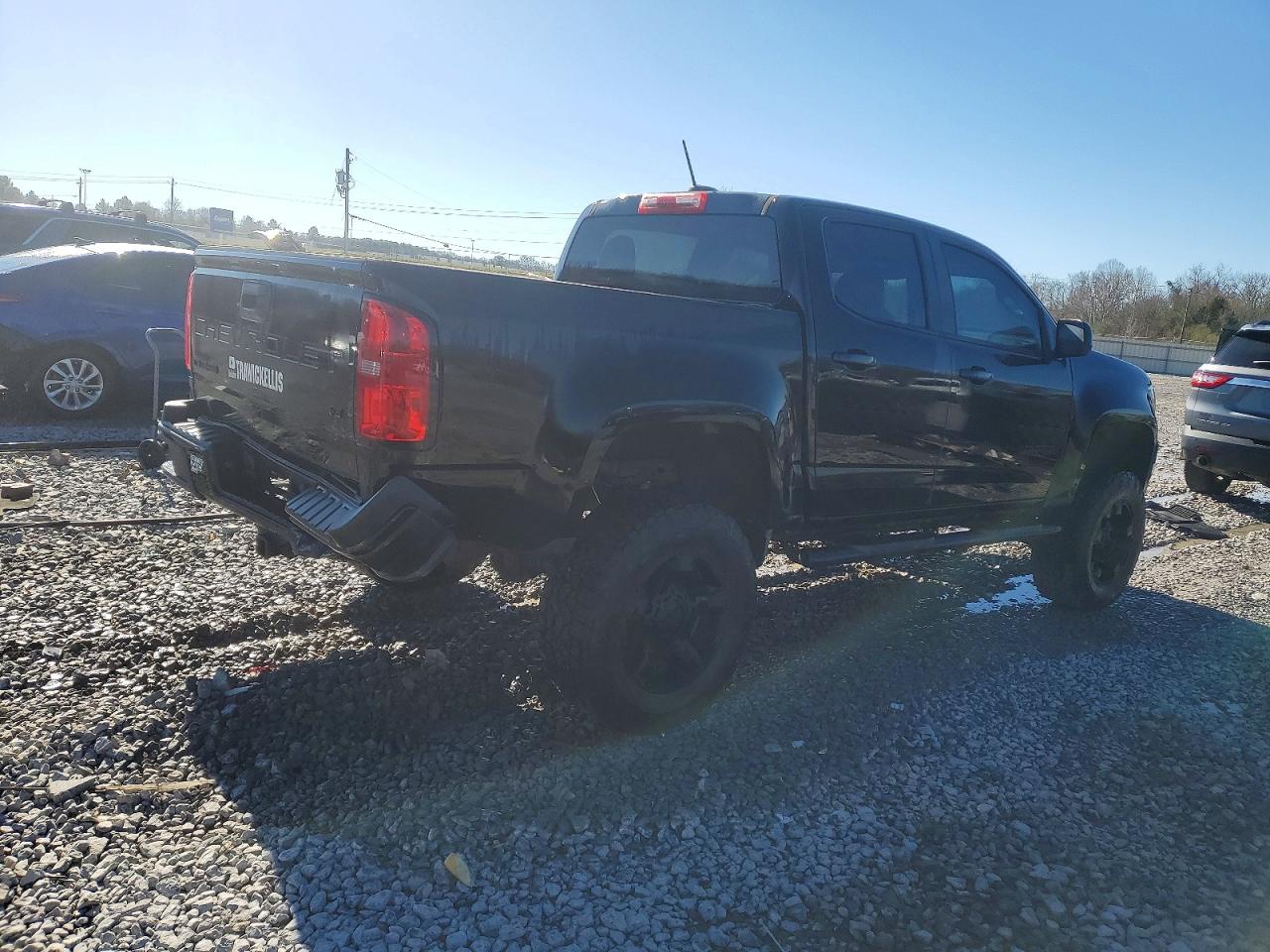 2022 CHEVROLET COLORADO photo 3
