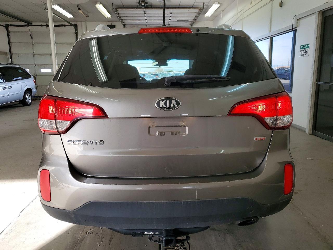 2014 KIA SORENTO LX photo 6