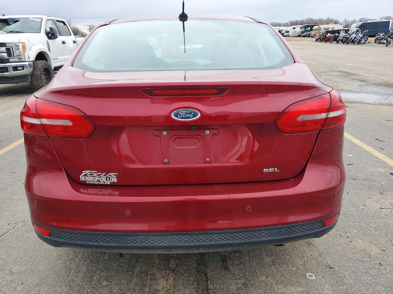 2017 FORD FOCUS SEL photo 6
