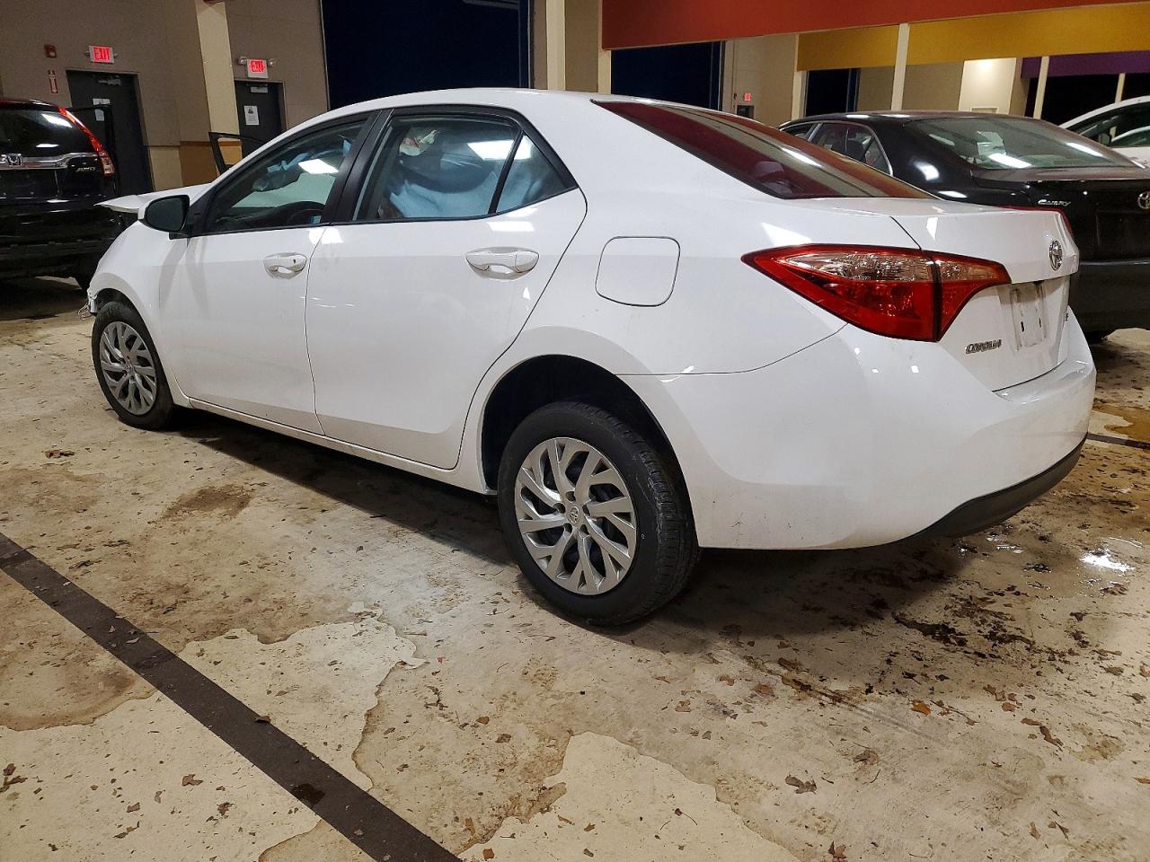 2019 TOYOTA COROLLA L photo 3