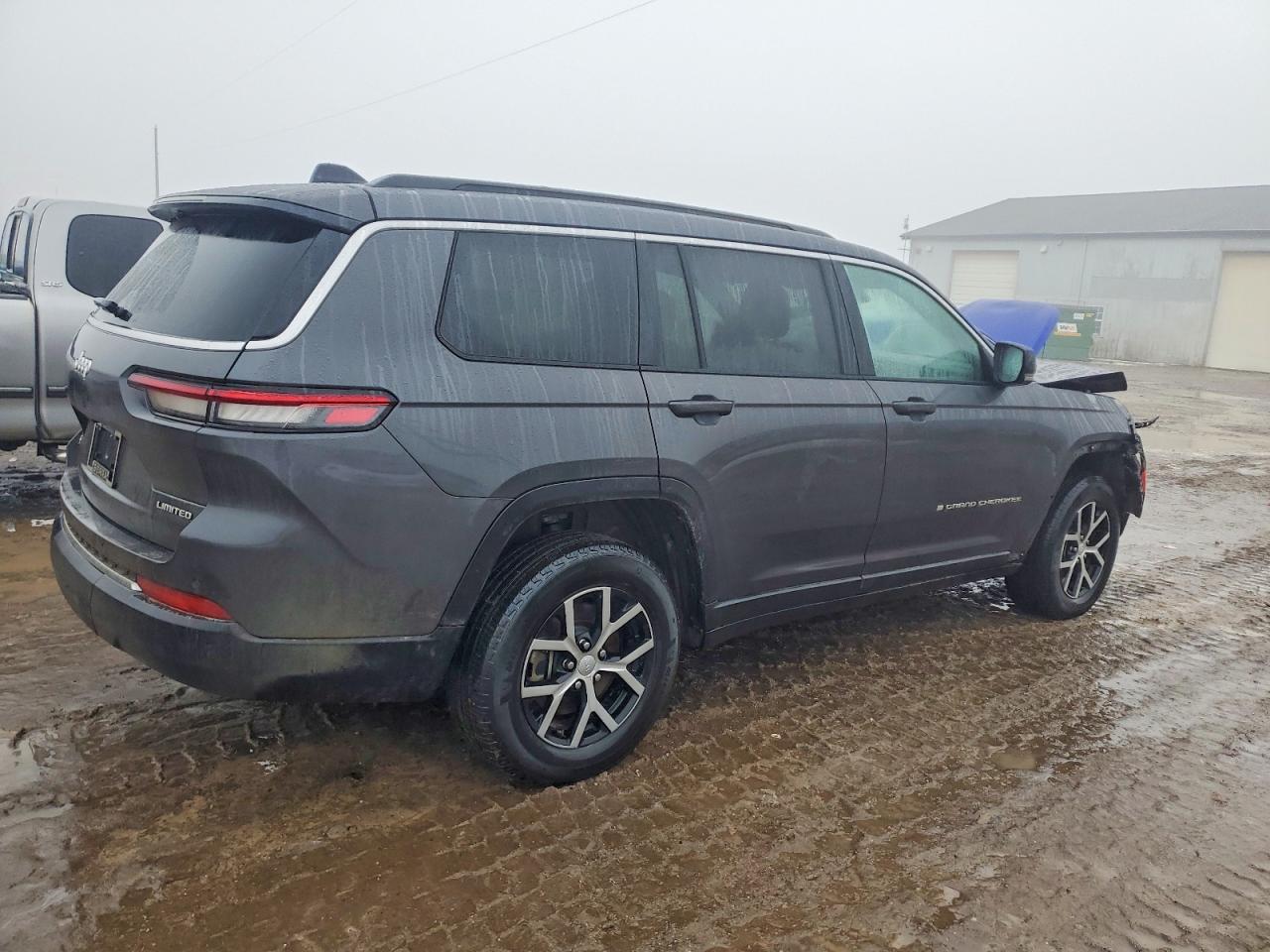 2024 JEEP GRAND CHEROKEE L LIMITED photo 3