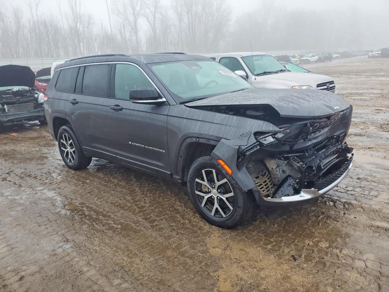 2024 JEEP GRAND CHEROKEE L LIMITED photo 4