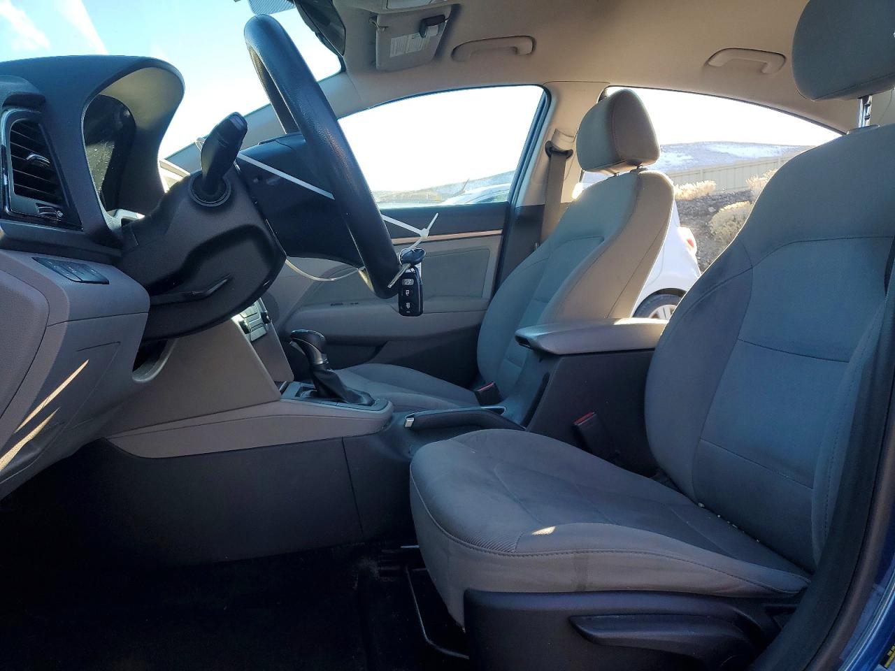 2018 HYUNDAI ELANTRA SEL photo 13