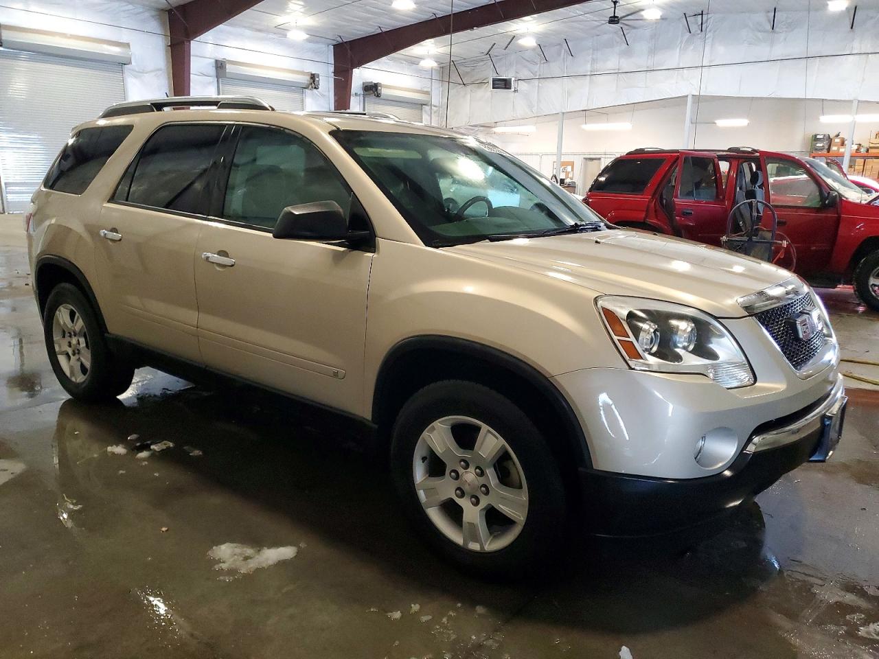 2009 GMC ACADIA SLE photo 4