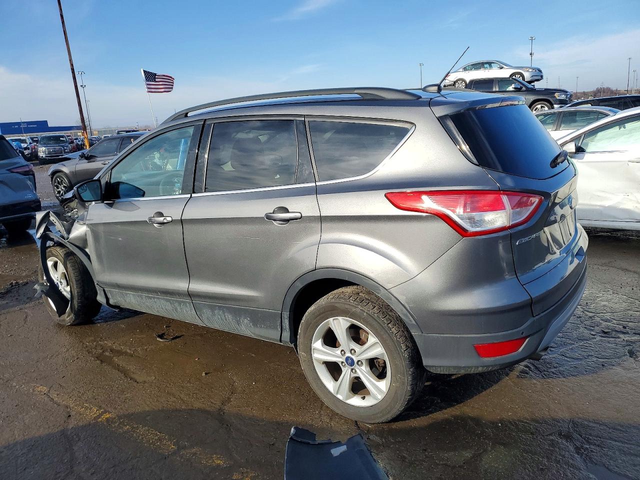 2014 FORD ESCAPE SE photo 4