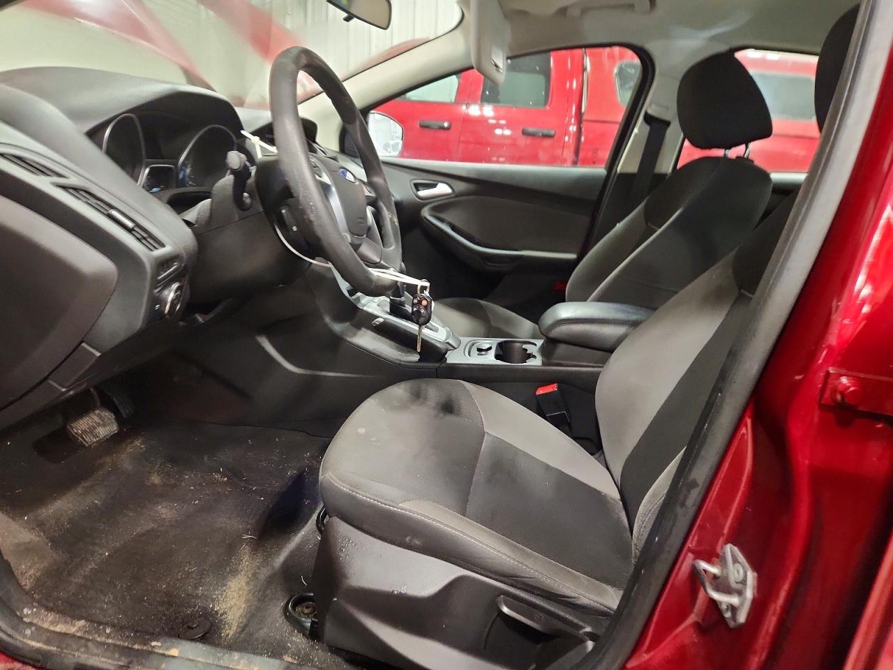 2014 FORD FOCUS SE photo 7