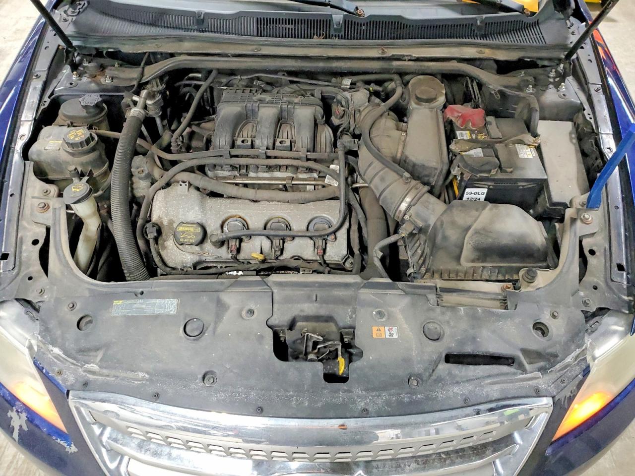 2011 FORD TAURUS SEL photo 11
