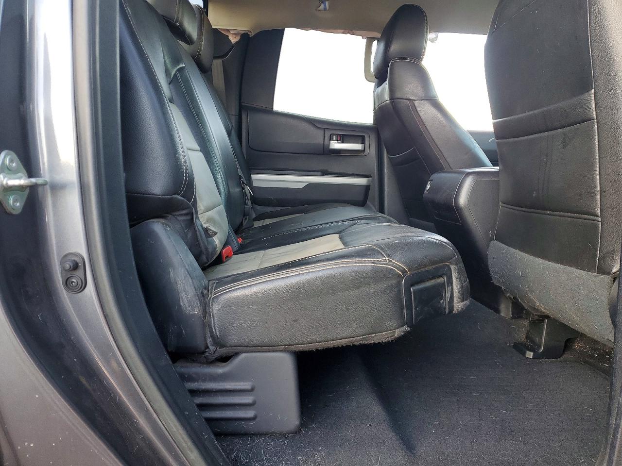 2014 TOYOTA TUNDRA SR5 photo 10