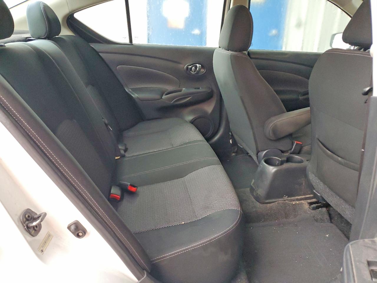 2019 NISSAN VERSA S photo 10
