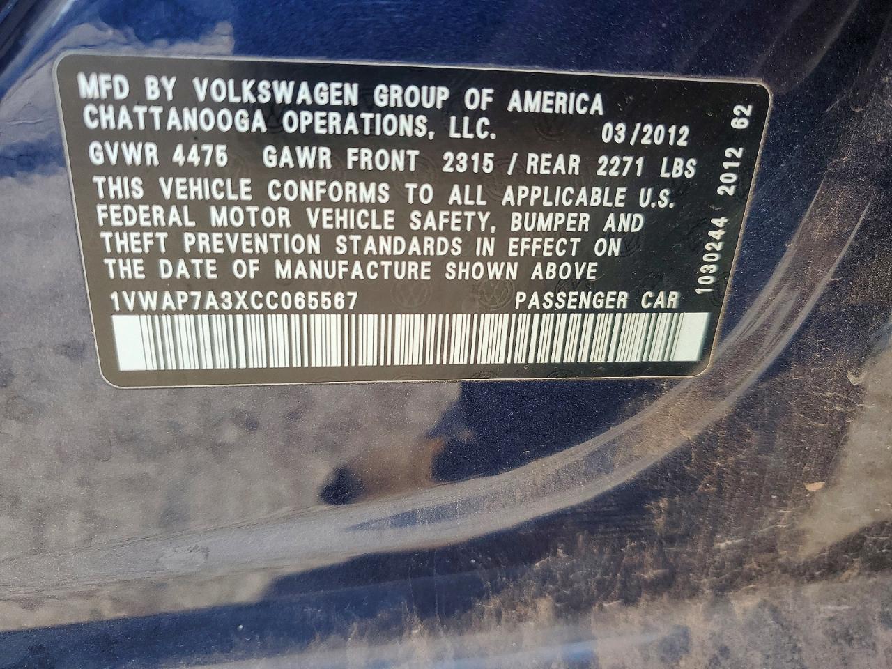 2012 VOLKSWAGEN PASSAT S photo 12
