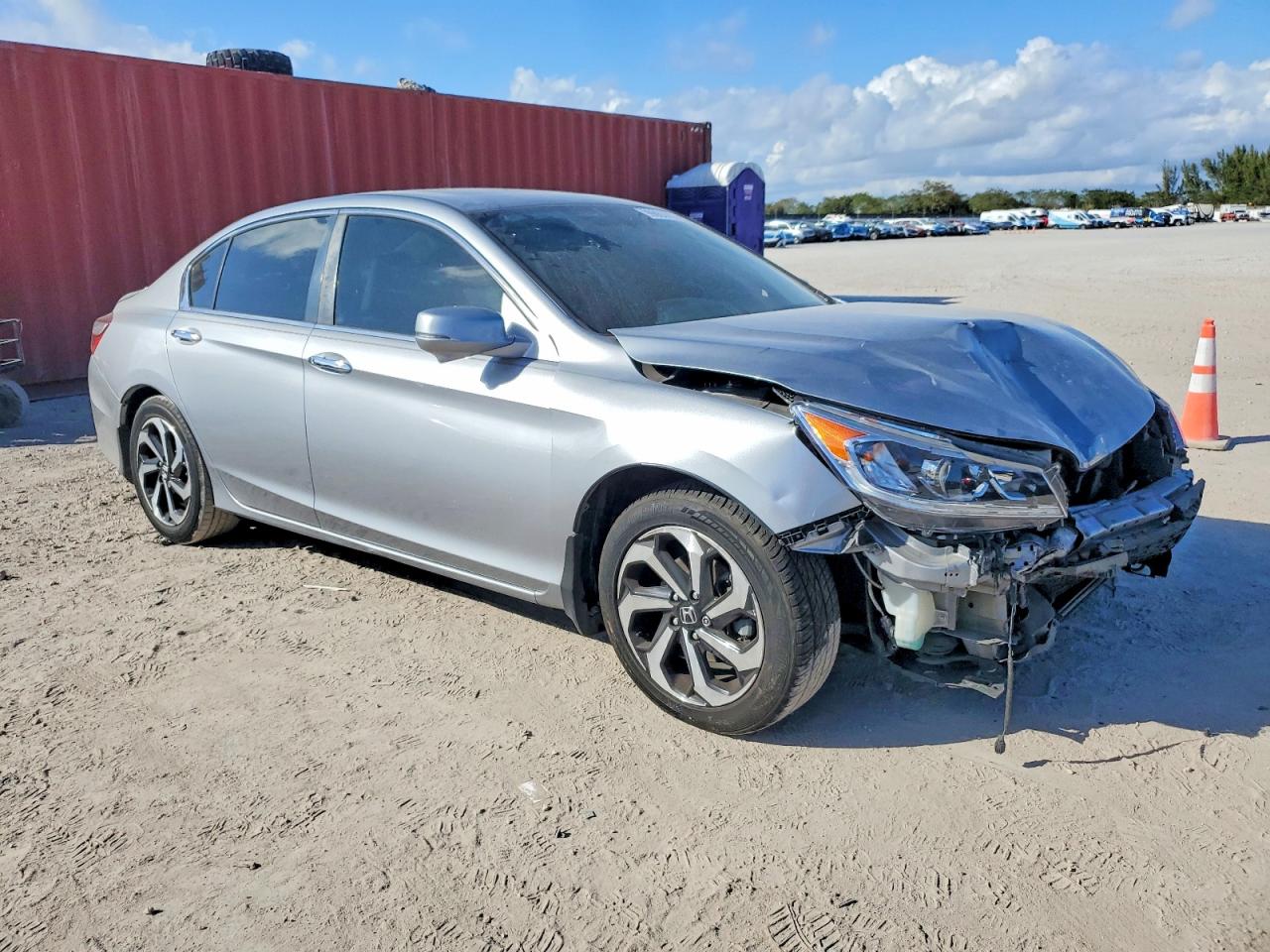2017 HONDA ACCORD EXL photo 4