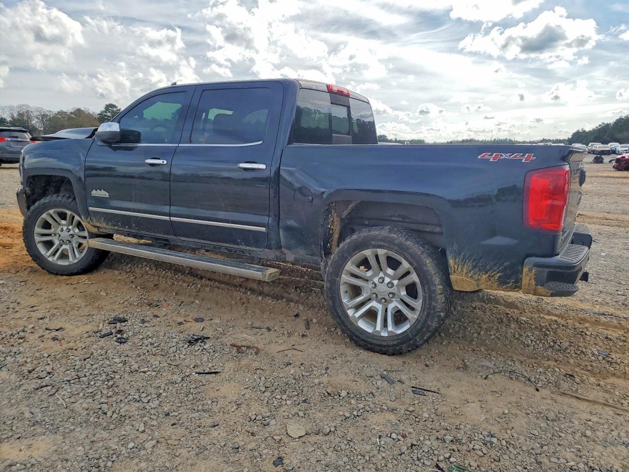 2017 CHEVROLET SILVERADO K1500 HIGH COUNTRY photo 2