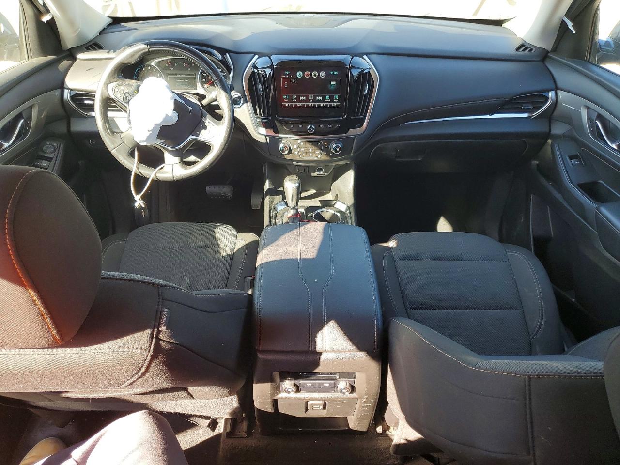 2019 CHEVROLET TRAVERSE LT photo 8