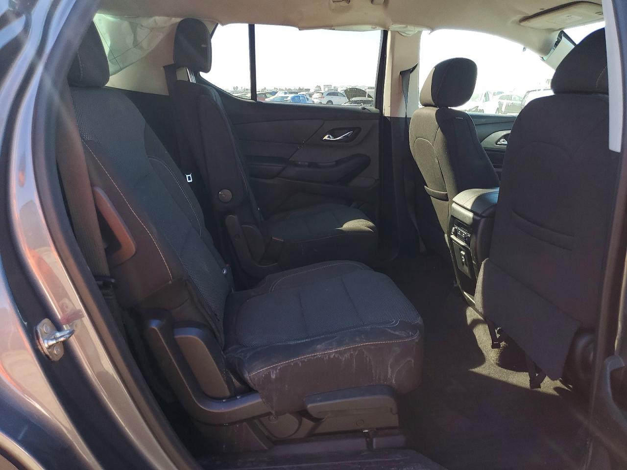 2019 CHEVROLET TRAVERSE LT photo 11
