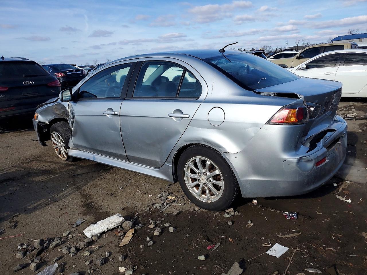 2013 MITSUBISHI LANCER ES/ES SPORT photo 3
