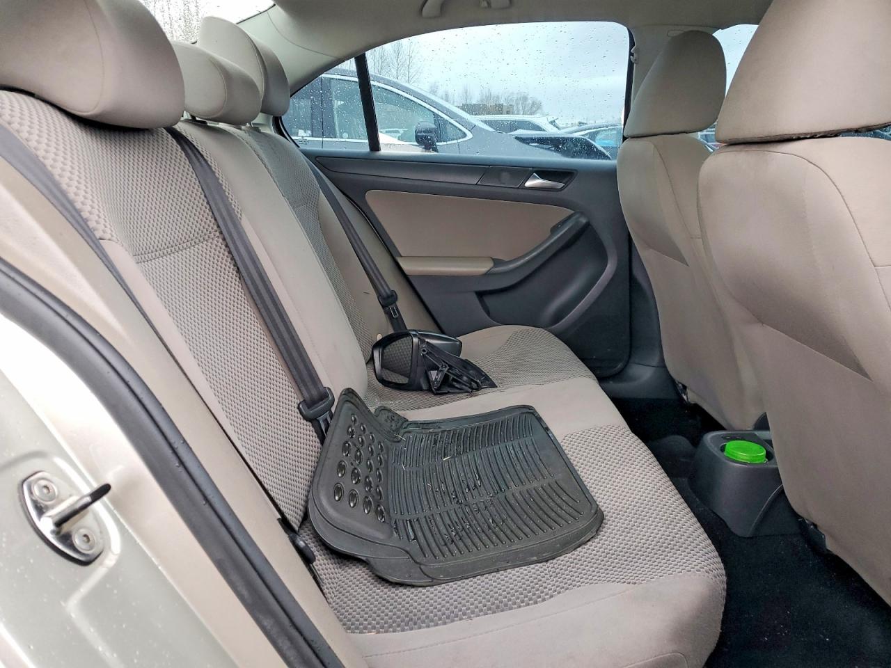2013 VOLKSWAGEN JETTA BASE photo 19