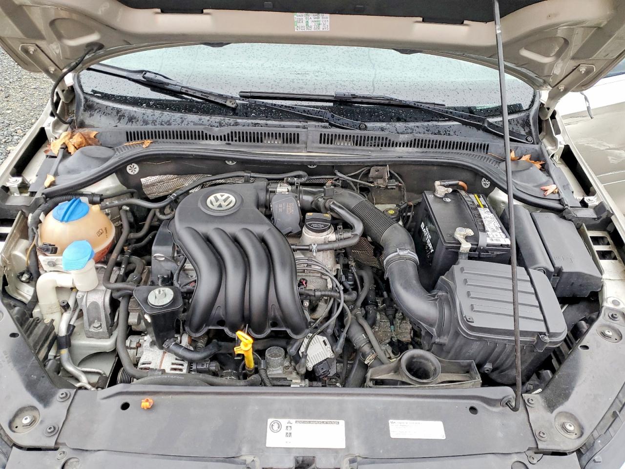 2013 VOLKSWAGEN JETTA BASE photo 21